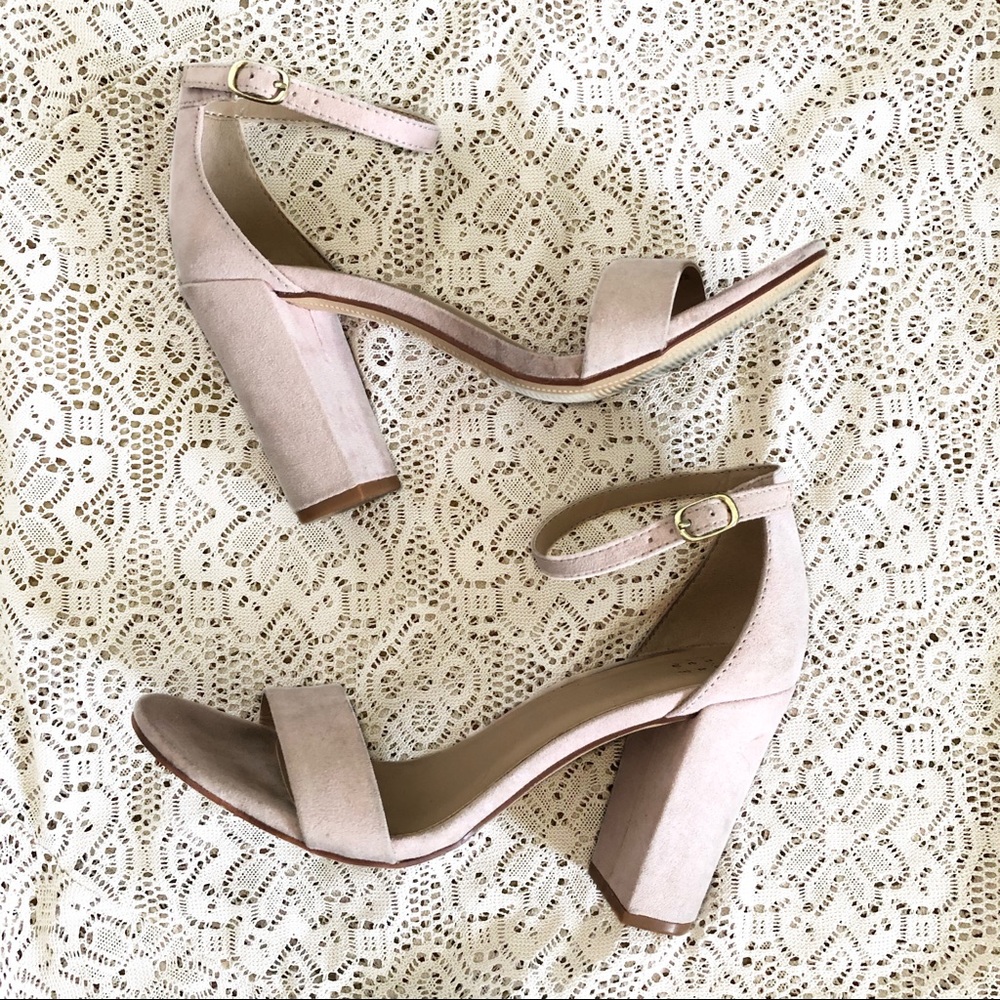💓Blush pink suede chunky heel💓